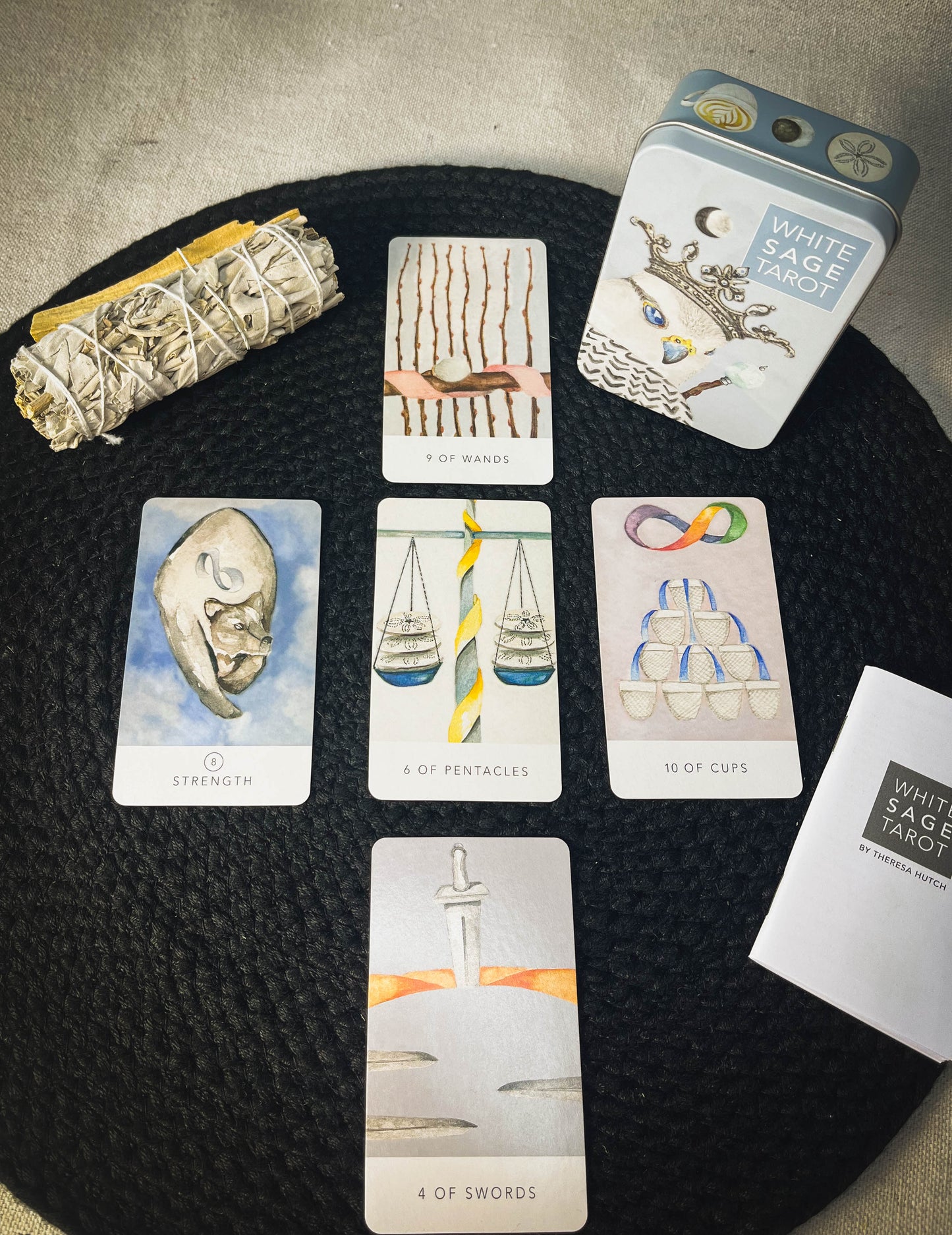 WHITE SAGE TAROT MINI - BY THERESA HUTCH