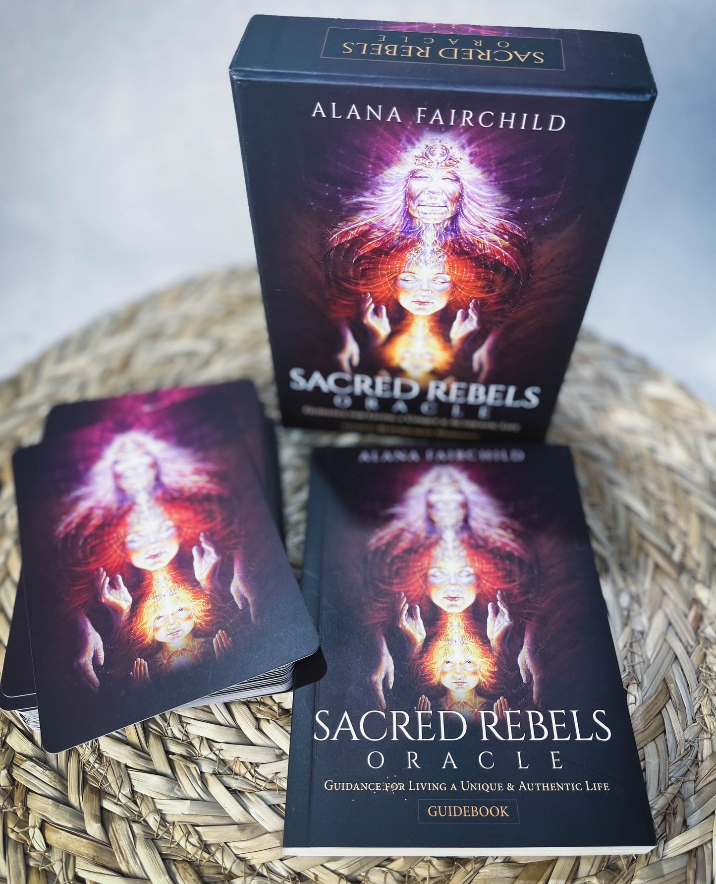 SACRED REBEL - ORACLE CARDS