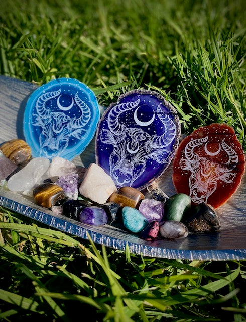 ZODIAC AGATE DISC - TAURUS